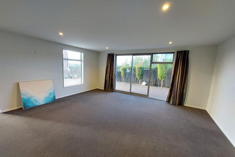 Photo of property in 74 Madison Terrace, Silverdale, 0932