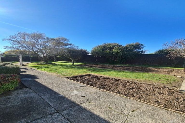 Photo of property in 52 Trafalgar Street, Levin, 5510