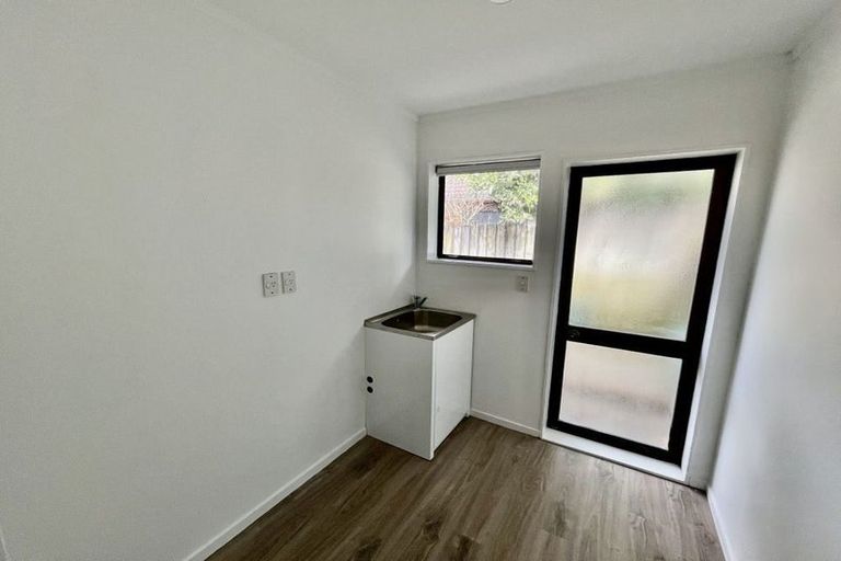 Photo of property in 31 Cumbrian Place, Conifer Grove, Takanini, 2112