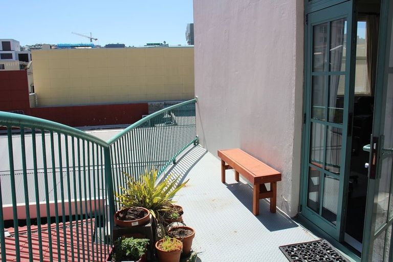 Photo of property in 13/60u Courtenay Place, Te Aro, Wellington, 6011