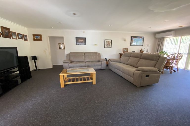 Photo of property in 44 Bramley Drive, Rototuna, Hamilton, 3210