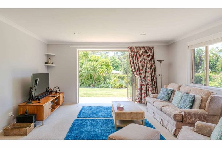 Photo of property in 14 Campbell Lane, Kerikeri, 0230