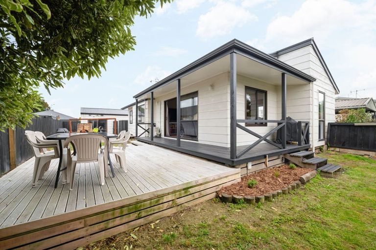 Photo of property in 37 Enfield Street, Nawton, Hamilton, 3200