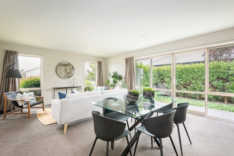Photo of property in 8 Gosling Crescent, Halswell, Christchurch, 8025