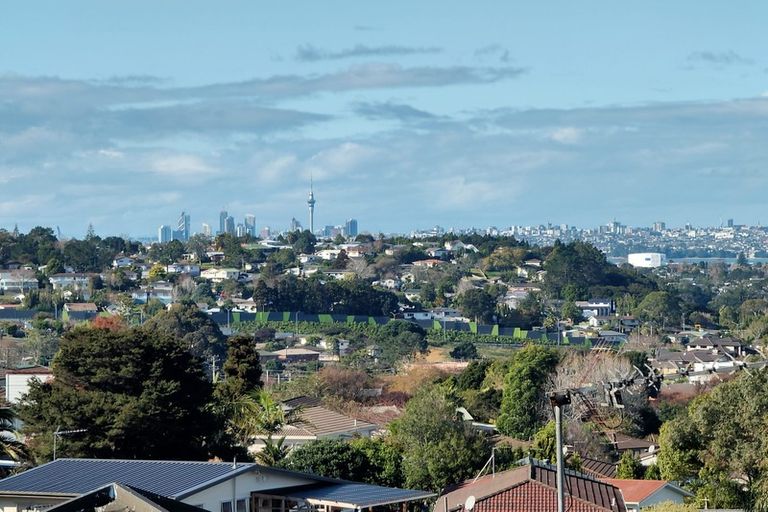 Photo of property in 79 Garton Drive, Massey, Auckland, 0614