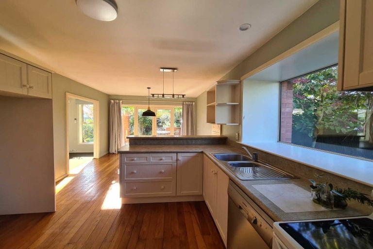 Photo of property in 7 Kingsgate Place, Burnside, Christchurch, 8053