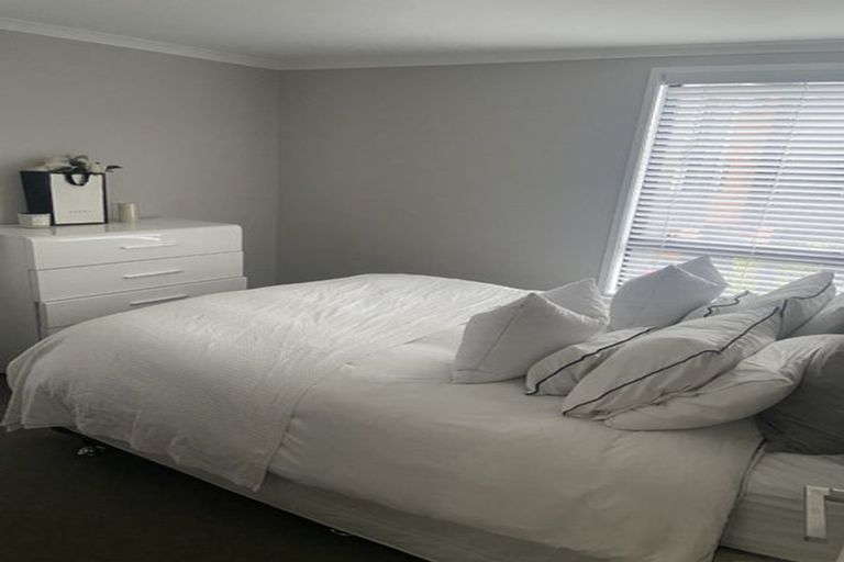 Photo of property in 12 Piko Lane, Hobsonville, Auckland, 0616