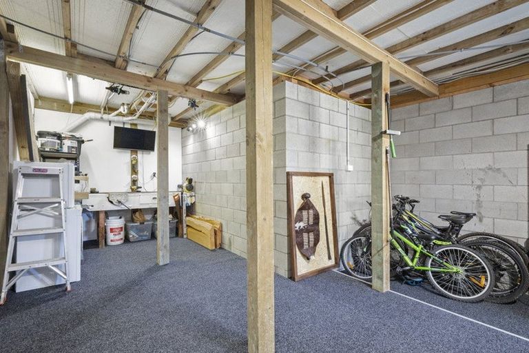 Photo of property in 8a Prospect Terrace, Pukekohe, 2120