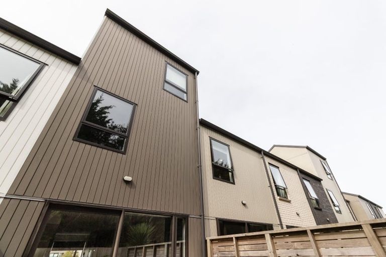 Photo of property in 170u9 Fraser Avenue, Johnsonville, Wellington, 6037