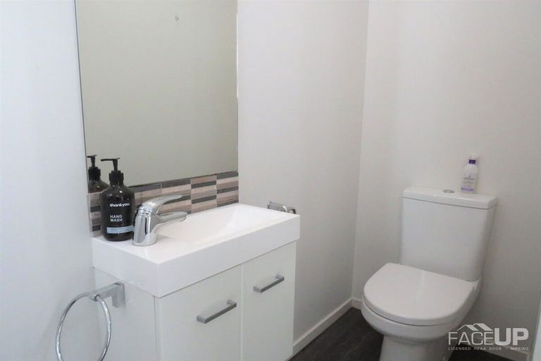 Photo of property in 12 Toheroa Street, Hobsonville, Auckland, 0616