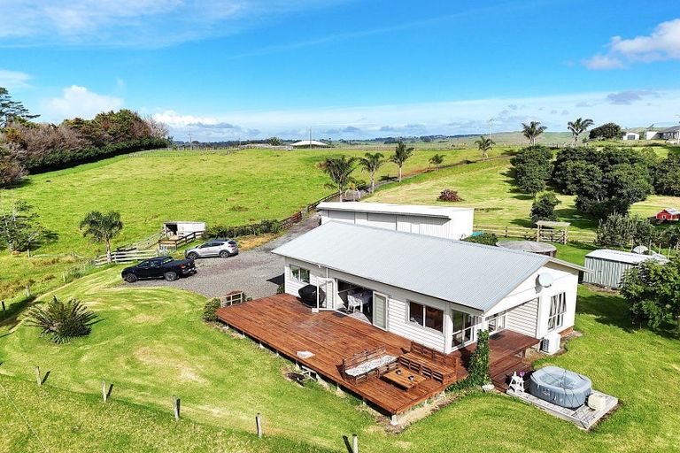 Photo of property in 3203 Pouto Road, Te Kopuru, 0391