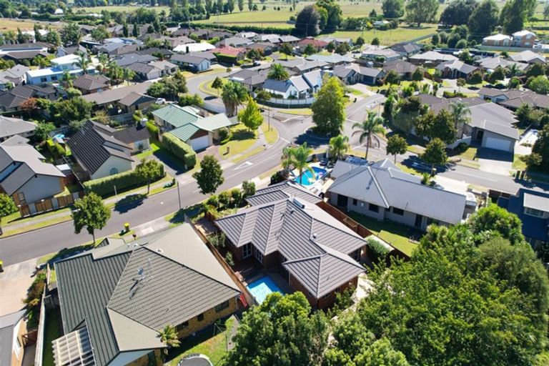 Photo of property in 3 Milbrook Place, Chartwell, Hamilton, 3210