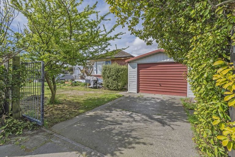 Photo of property in 44 Russley Road, Russley, Christchurch, 8042