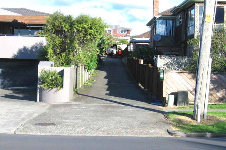 Photo of property in 36 Takutai Avenue, Bucklands Beach, Auckland, 2012