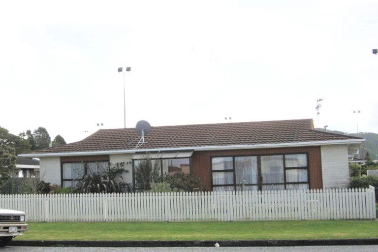 Photo of property in 5a Lilian Street, Te Kamo, Whangarei, 0112