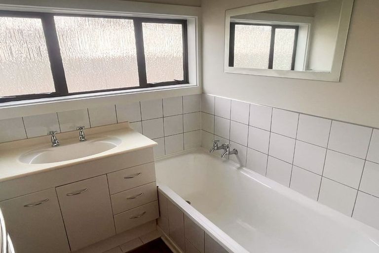 Photo of property in 18 Meadowville Avenue, Spreydon, Christchurch, 8024