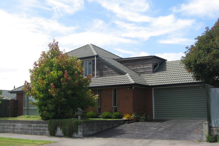 Photo of property in 135 Kaiwara Street, Hoon Hay, Christchurch, 8025