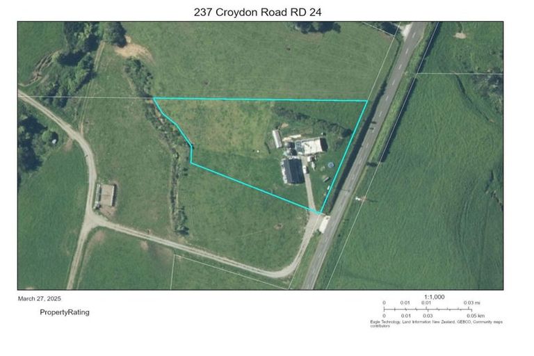 Photo of property in 237 Croydon Road, Midhirst, Stratford, 4394