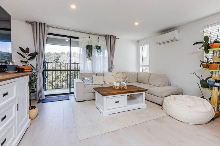 Photo of property in 18b Poruru Close, Papakura, 2110
