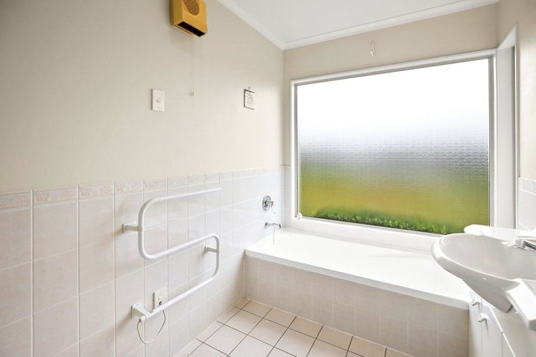 Photo of property in 18 Kingsford Mews, Hamilton East, Hamilton, 3216