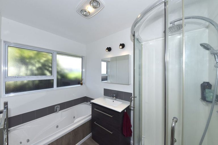 Photo of property in 22 Skerten Avenue, Hornby, Christchurch, 8042