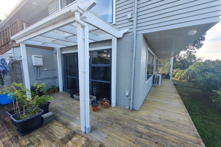 Photo of property in 14a Konini Road, Titirangi, Auckland, 0604