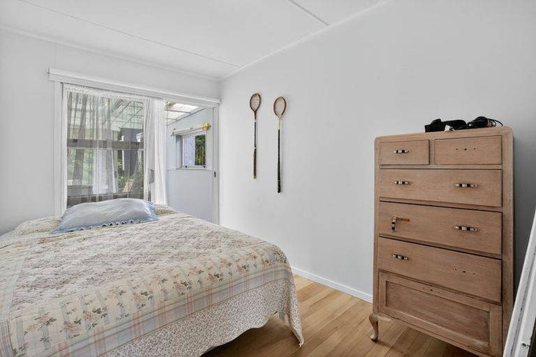 Photo of property in 11 Kendale Drive, Leigh, 0985