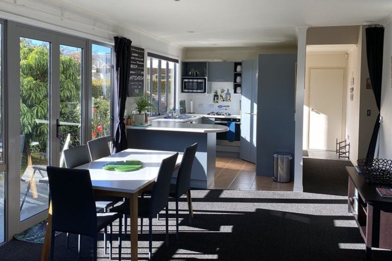 Photo of property in 9 Meadowbrook Place, Wanaka, 9305