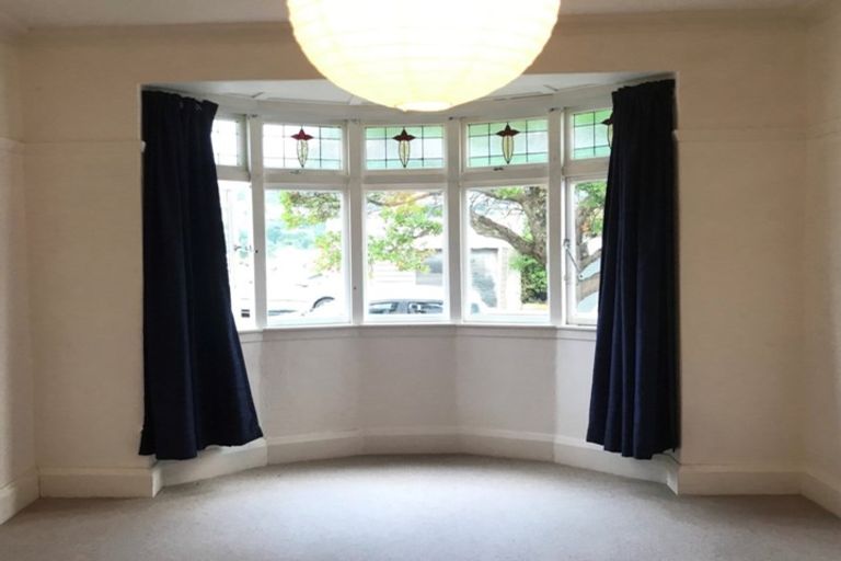 Photo of property in 253 Rintoul Street, Berhampore, Wellington, 6023