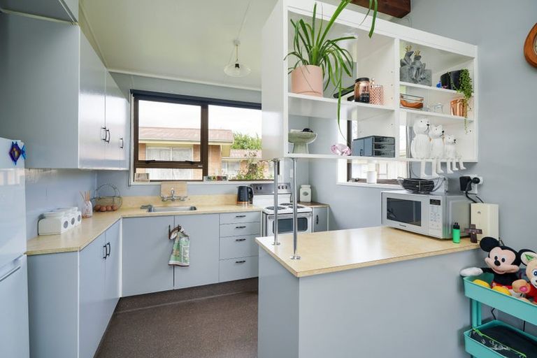 Photo of property in 1-12/71 Main Street, Mataura, 9712