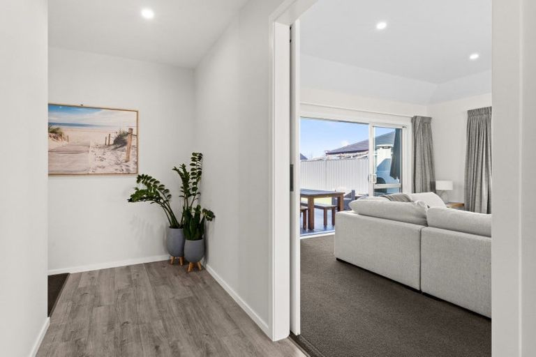 Photo of property in 5 Mckay Close, Frimley, Hastings, 4120