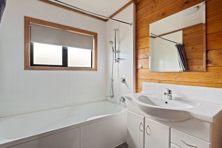 Photo of property in 14 Gavan Street, Cromwell, 9310