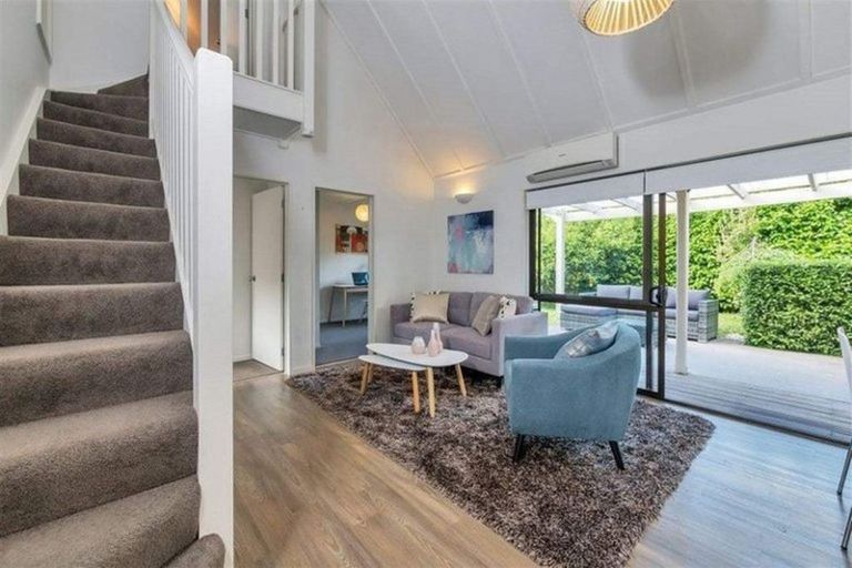 Photo of property in 12/58 Manuroa Road, Takanini, 2112