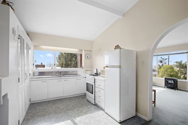 Photo of property in 2a Lynley Terrace, Pukekohe, 2120