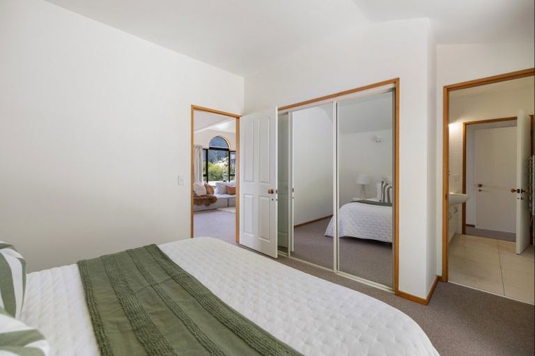 Photo of property in 12b Windsor Place, Queenstown, 9300