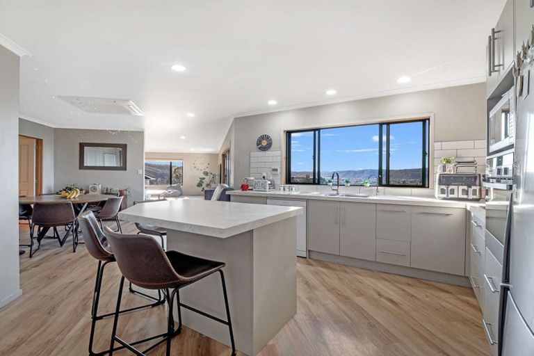 Photo of property in 111 Pacific View Drive, Whangamata, 3620