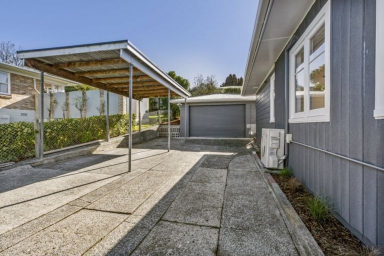 Photo of property in 11 Heather Place, Melville, Hamilton, 3206