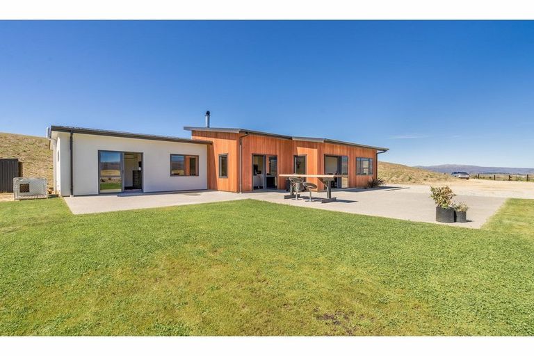 Photo of property in 167 Mcarthur Road, Springvale, Alexandra, 9391