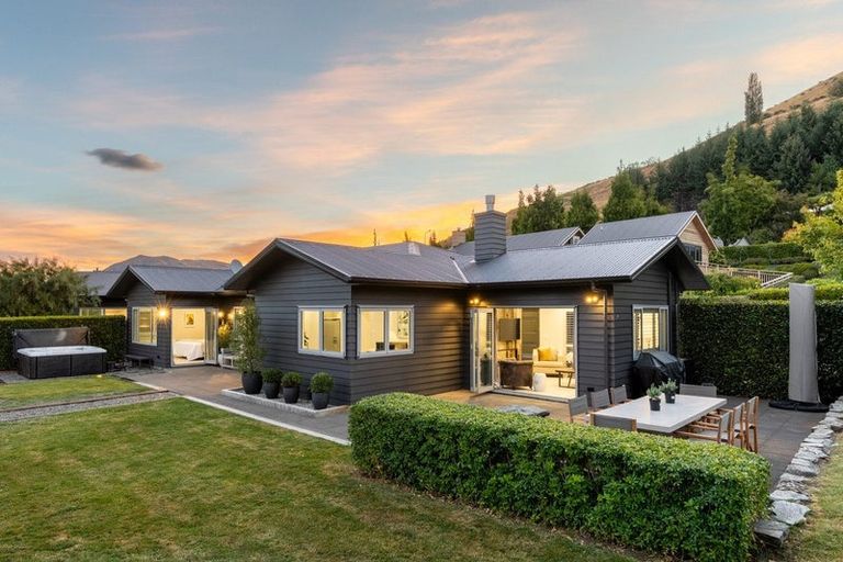 Photo of property in 45 Ferry Hill Drive, Lower Shotover, Queenstown, 9371