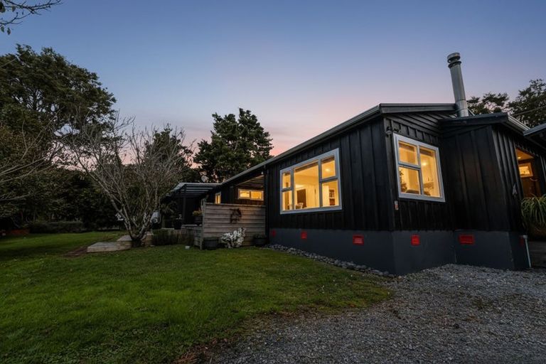 Photo of property in 38 Waipu Gorge Road, Waipu, 0582