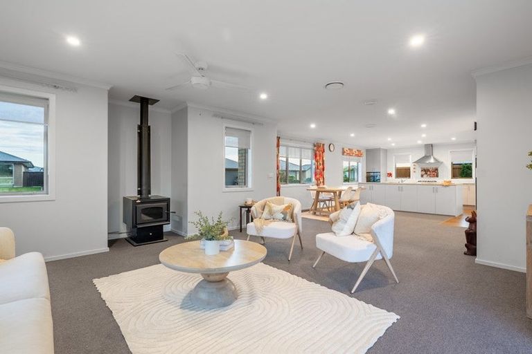 Photo of property in 25 Ledbury Drive, Rolleston, 7615