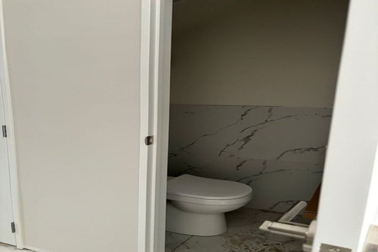 Photo of property in 4/88 Gloria Avenue, Te Atatu Peninsula, Auckland, 0610