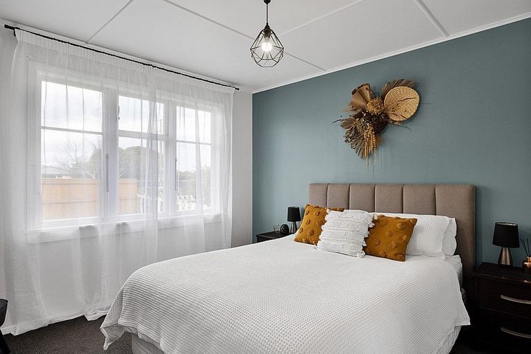 Photo of property in 2 Puriri Street, Hawera, 4610