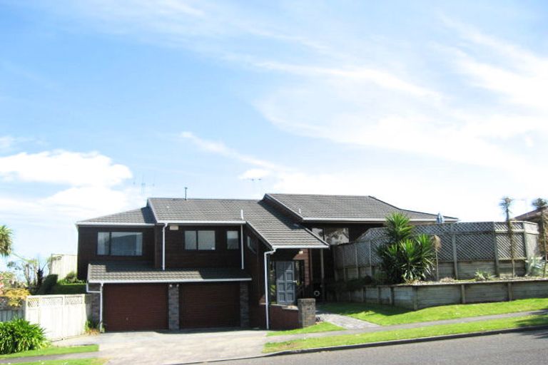 Photo of property in 109 Heta Road, Highlands Park, New Plymouth, 4312