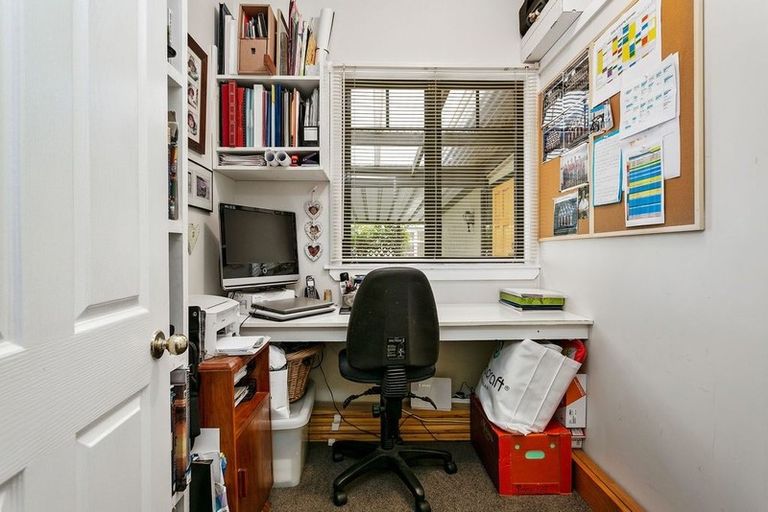 Photo of property in 18 Queen Street, Cambridge, 3434