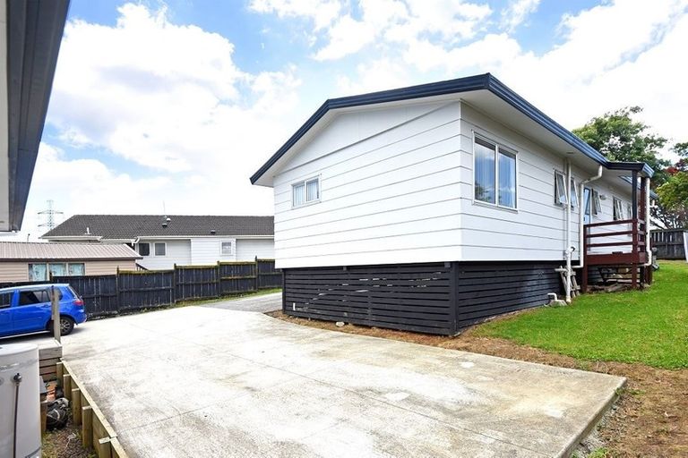 Photo of property in 103 Flat Bush Road, Clover Park, Auckland, 2023