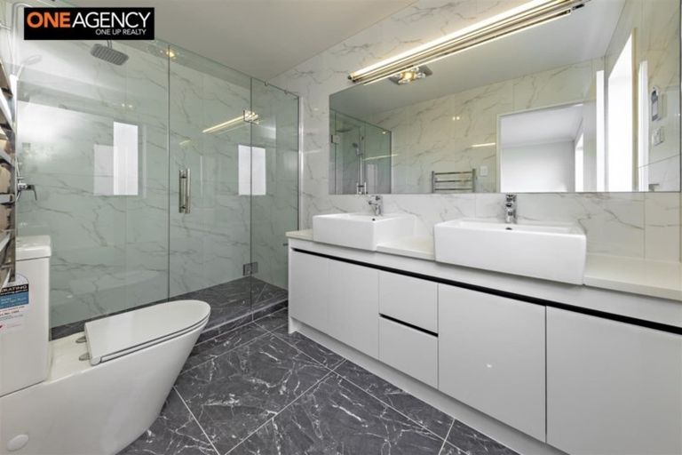Photo of property in 45 Hikuawa Road, Flat Bush, Auckland, 2019
