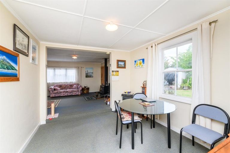 Photo of property in 9 Oxford Street, Marton, 4710