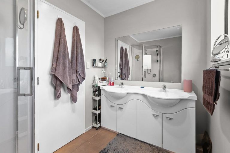 Photo of property in 41 Mcgreevy Street, Waipawa, 4210