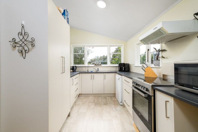 Photo of property in 1 Edward Street, Waimate, 7924